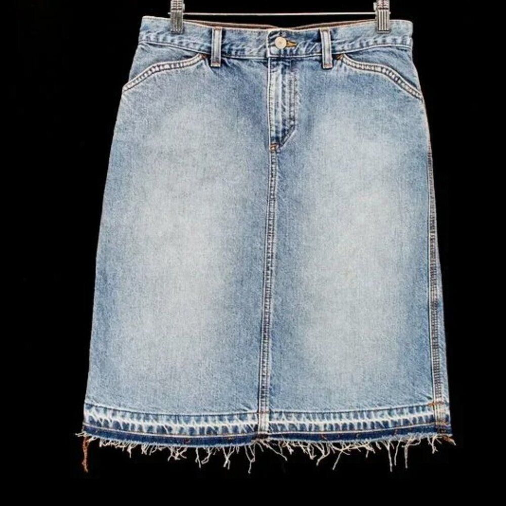 Vintage GAP Denim Skirt Light Wash Raw Hem Western Stitch 100% Cotton No Stretch
